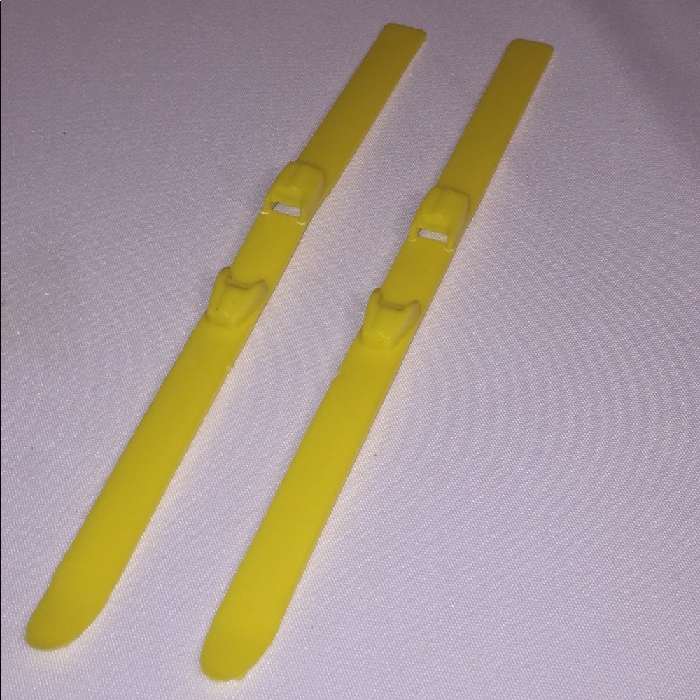 Barbie/ ken skis